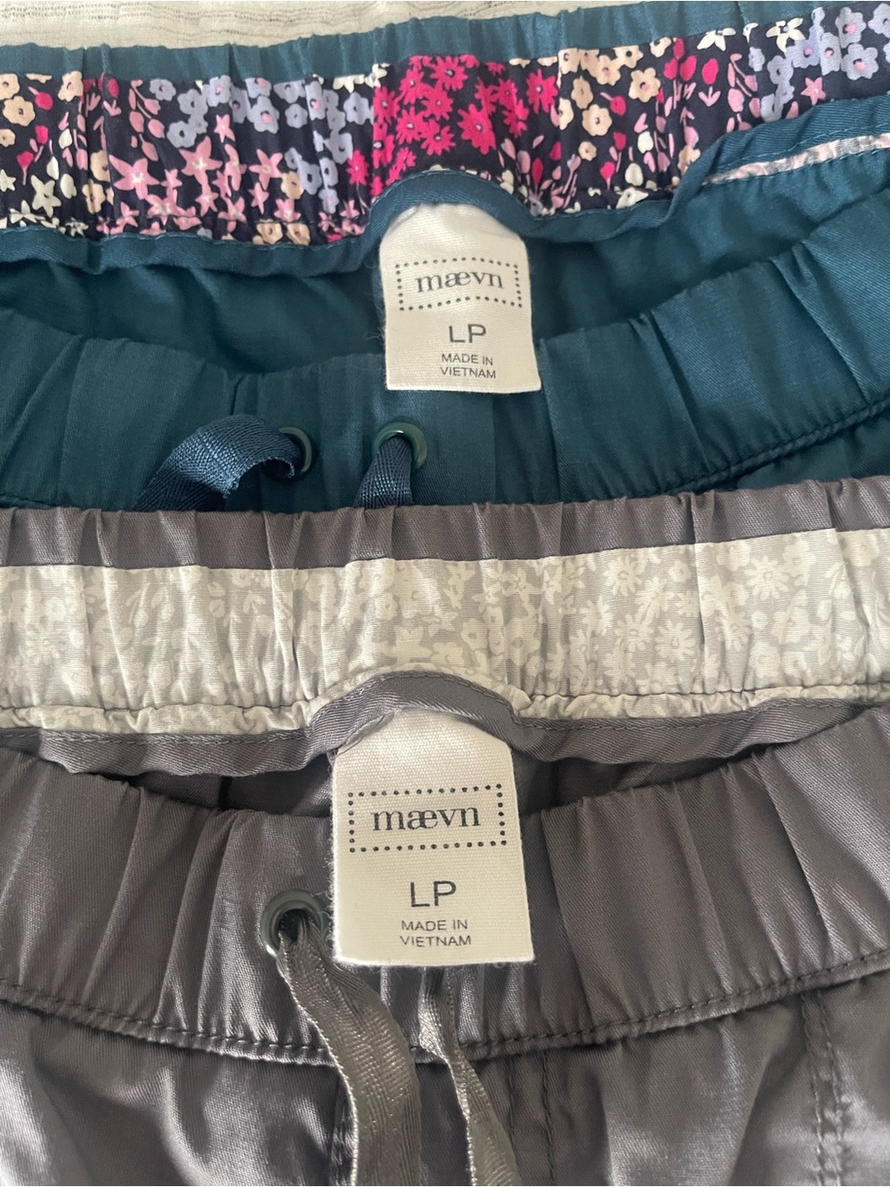 maevn Relaxed Elastic Waist Scrubs - Teal & Gray
